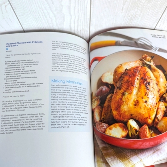 Happy Cooking Cookbook by Giada De Laurentiis Signed Copy Hard Cover - Picture 7 of 8